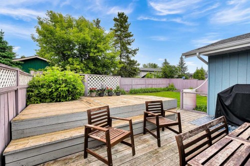 131 Deer Run Close Se, Calgary, AB 