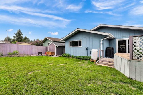 131 Deer Run Close Se, Calgary, AB 