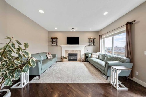 133 Channelside Cove Sw, Airdrie, AB 