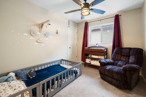 60 Sage Valley Drive Nw, Calgary, AB - Indoor Photo Showing Bedroom
