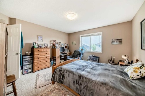 203 West Lakeview Circle, Chestermere, AB - Indoor Photo Showing Bedroom