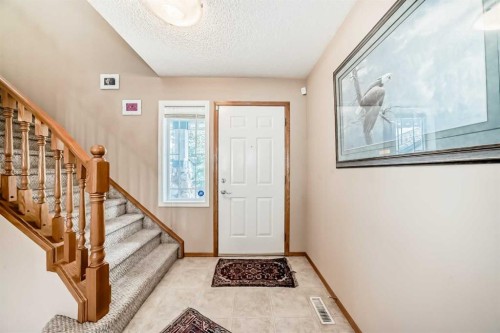 203 West Lakeview Circle, Chestermere, AB - Indoor Photo Showing Other Room