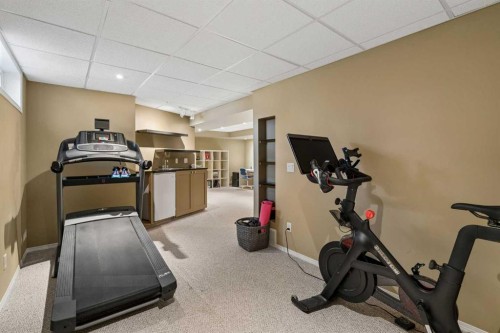 7 Brookpark Bay Sw, Calgary, AB 