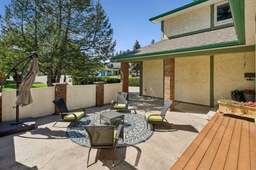 7 Brookpark Bay Sw, Calgary, AB 