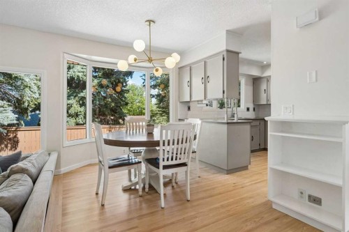 7 Brookpark Bay Sw, Calgary, AB 