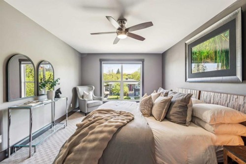 2317 16 Street Sw, Calgary, AB - Indoor Photo Showing Bedroom