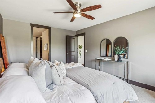 2317 16 Street Sw, Calgary, AB - Indoor Photo Showing Bedroom