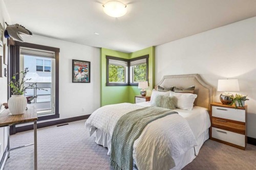 2317 16 Street Sw, Calgary, AB - Indoor Photo Showing Bedroom