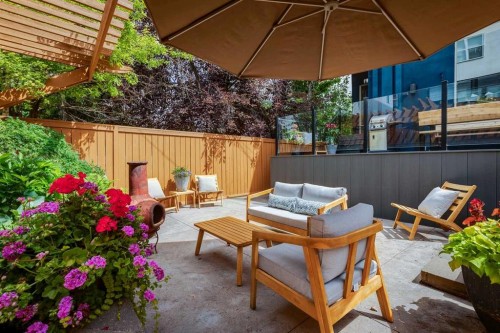 2317 16 Street Sw, Calgary, AB - Outdoor With Deck Patio Veranda