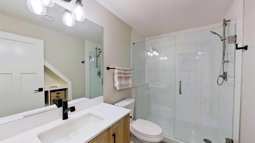 15 Echlin Court, Bragg Creek, AB 