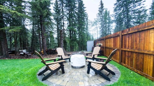 15 Echlin Court, Bragg Creek, AB 