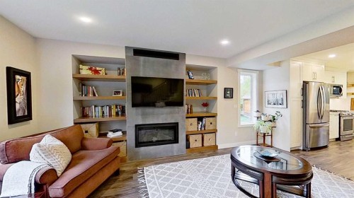 15 Echlin Court, Bragg Creek, AB 
