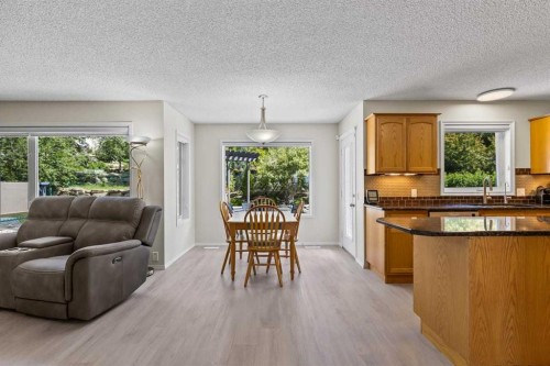 368 Sienna Park Drive Sw, Calgary, AB 