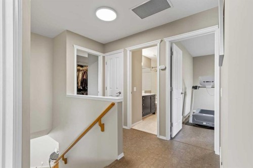 368 Sienna Park Drive Sw, Calgary, AB 