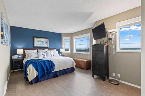 368 Sienna Park Drive Sw, Calgary, AB 