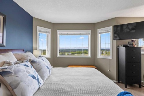 368 Sienna Park Drive Sw, Calgary, AB 