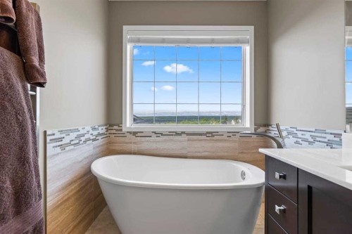 368 Sienna Park Drive Sw, Calgary, AB 