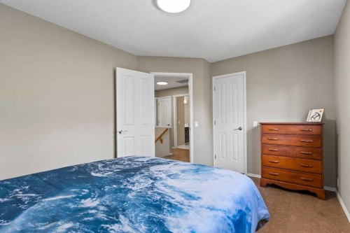 368 Sienna Park Drive Sw, Calgary, AB 