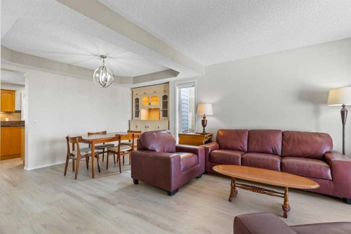 368 Sienna Park Drive Sw, Calgary, AB 