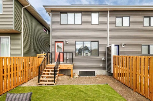 19825 45 Street Se, Calgary, AB 