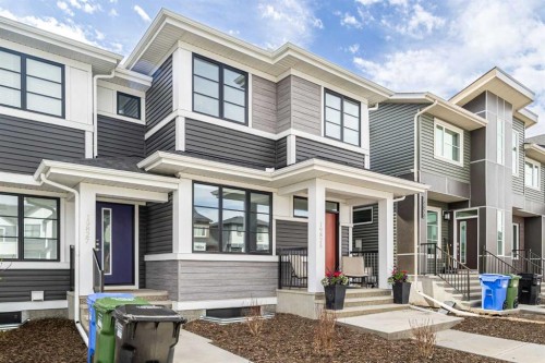 19825 45 Street Se, Calgary, AB 