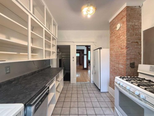 332 12 Avenue Nw, Calgary, AB 