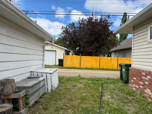 332 12 Avenue Nw, Calgary, AB 