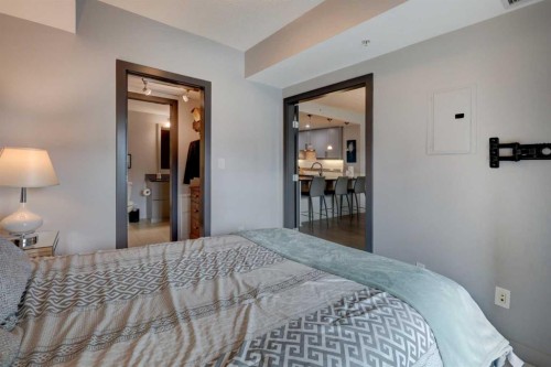 1406-888 4 Avenue Sw, Calgary, AB - Indoor Photo Showing Bedroom