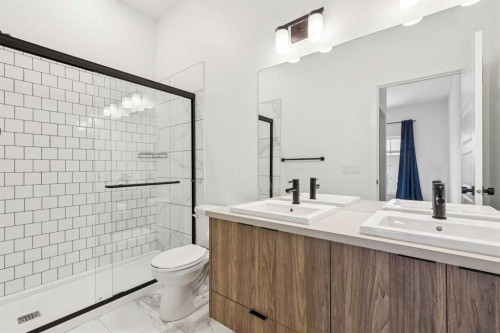 146 Walgrove Common Se, Calgary, AB - Indoor Photo Showing Bathroom