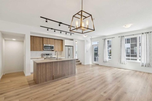 146 Walgrove Common Se, Calgary, AB - Indoor Photo Showing Kitchen