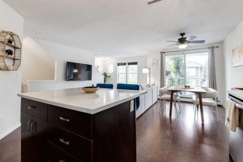 26 Auburn Bay Common Se, Calgary, AB - Indoor Photo Showing Kitchen
