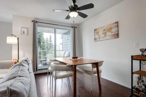 26 Auburn Bay Common Se, Calgary, AB - Indoor Photo Showing Dining Room