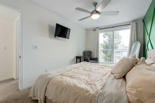 26 Auburn Bay Common Se, Calgary, AB - Indoor Photo Showing Bedroom