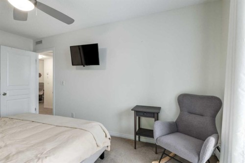 26 Auburn Bay Common Se, Calgary, AB - Indoor Photo Showing Bedroom