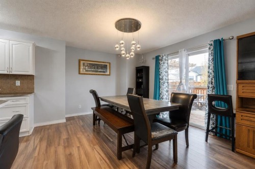 47 Westmount Road, Okotoks, AB - Indoor Photo Showing Dining Room
