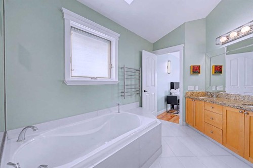 1631 16A Street Se, Calgary, AB 