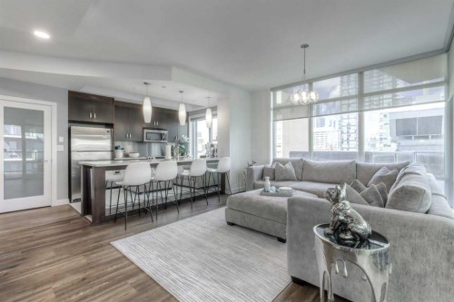 604-530 12 Avenue Sw, Calgary, AB - Indoor Photo Showing Living Room