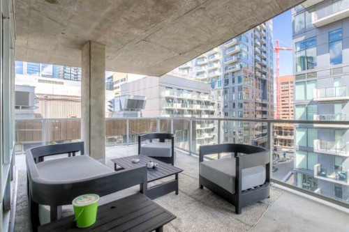 604-530 12 Avenue Sw, Calgary, AB -  With Balcony With Exterior