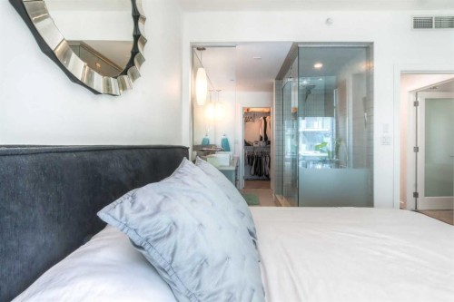 604-530 12 Avenue Sw, Calgary, AB - Indoor Photo Showing Bedroom