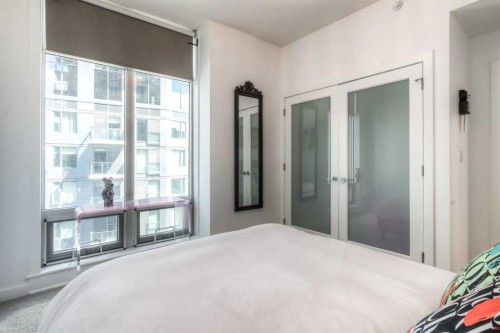604-530 12 Avenue Sw, Calgary, AB - Indoor Photo Showing Bedroom