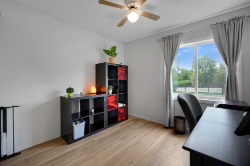301 Stanley Avenue, Okotoks, AB 