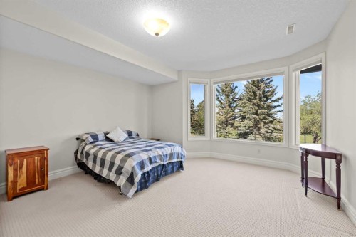 4580 Hamptons Way Nw, Calgary, AB - Indoor Photo Showing Bedroom