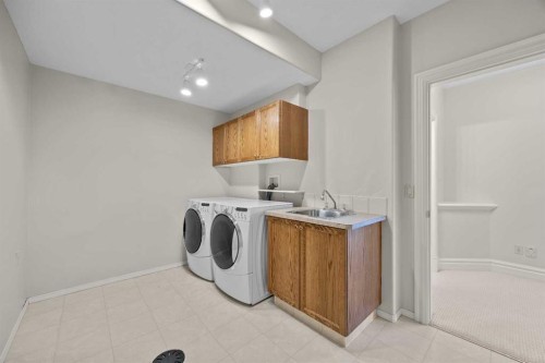4580 Hamptons Way Nw, Calgary, AB - Indoor Photo Showing Laundry Room
