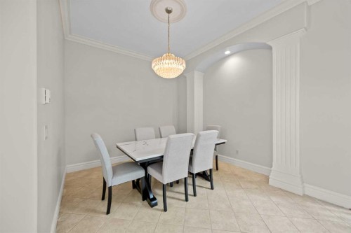 4580 Hamptons Way Nw, Calgary, AB - Indoor Photo Showing Dining Room