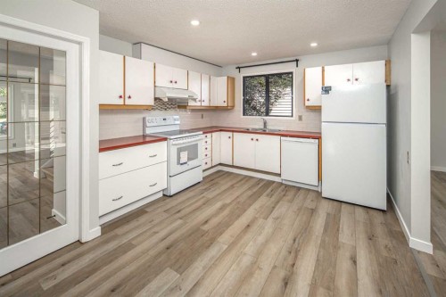 200 Edgedale Way Nw, Calgary, AB 