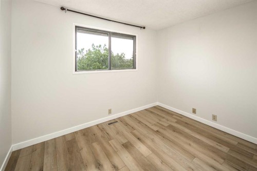 200 Edgedale Way Nw, Calgary, AB 