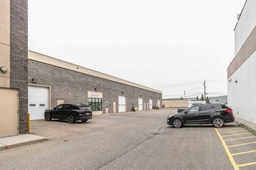 10820 24 Se, Calgary, AB 