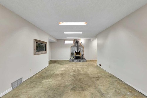 244 Travis Place Ne, Calgary, AB 