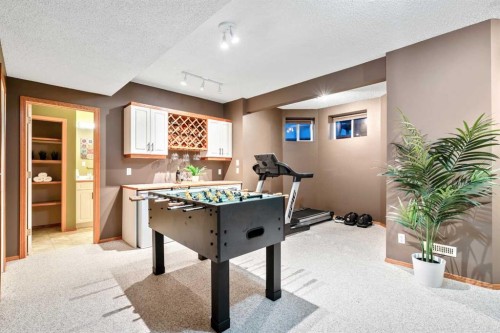 46 4 Street Ne, Langdon, AB - Indoor Photo Showing Other Room