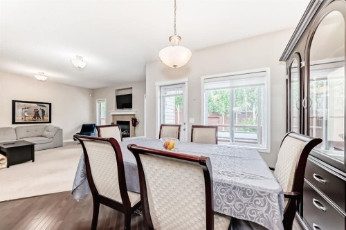 314 Reunion Heath Nw, Airdrie, AB 